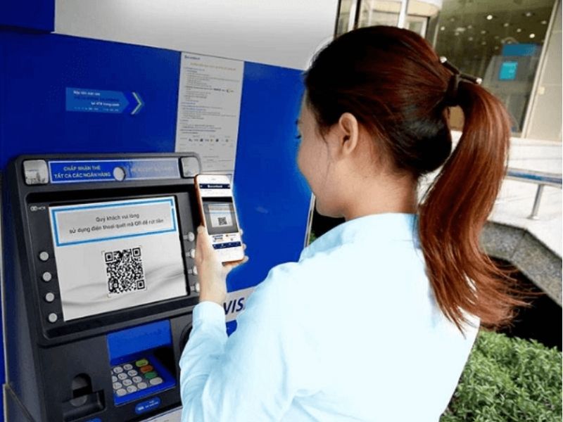 rút tiền bằng mã qr mb bank